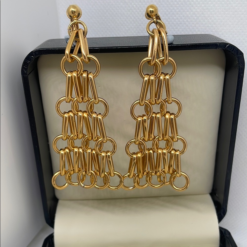 Elegant Vintage Jewelry Gold Tone Dangle Chain Clip On Earrings